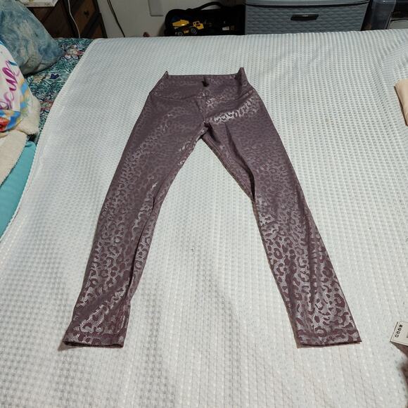 ZYIA NWT WOMENS SIZE 7/8 LILAC LEOPARD HI RISE EXERCISE LEGGINGS ACTIVEWEAR - Picture 1 of 7